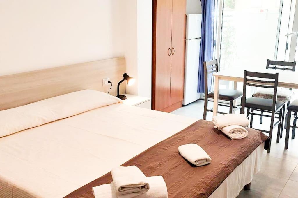 Lido Beach Apartments, Nuovi E Moderni, Vicino Alla Spiaggia Alghero Ngoại thất bức ảnh